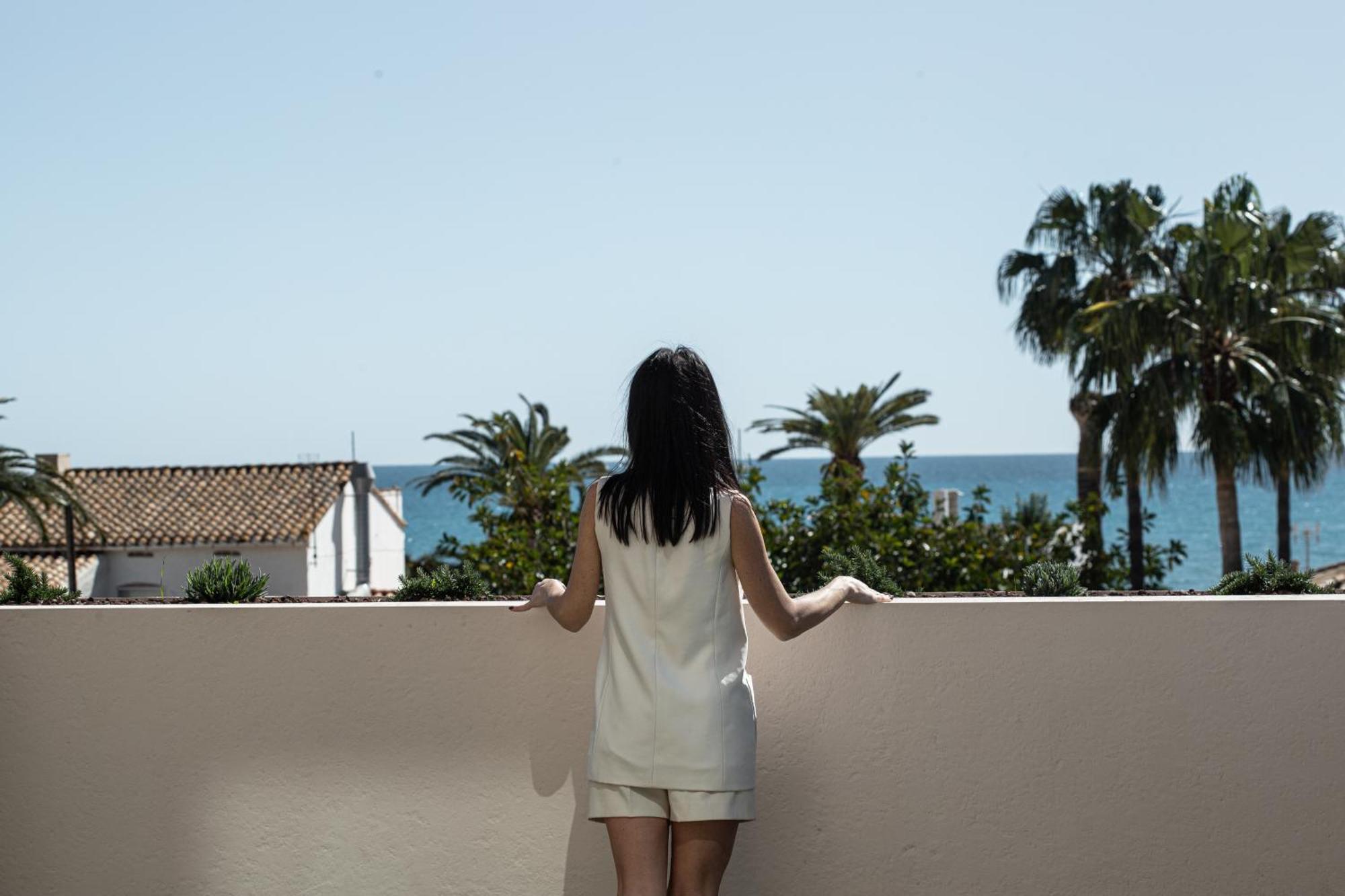 Albades & (adults Only) 4*